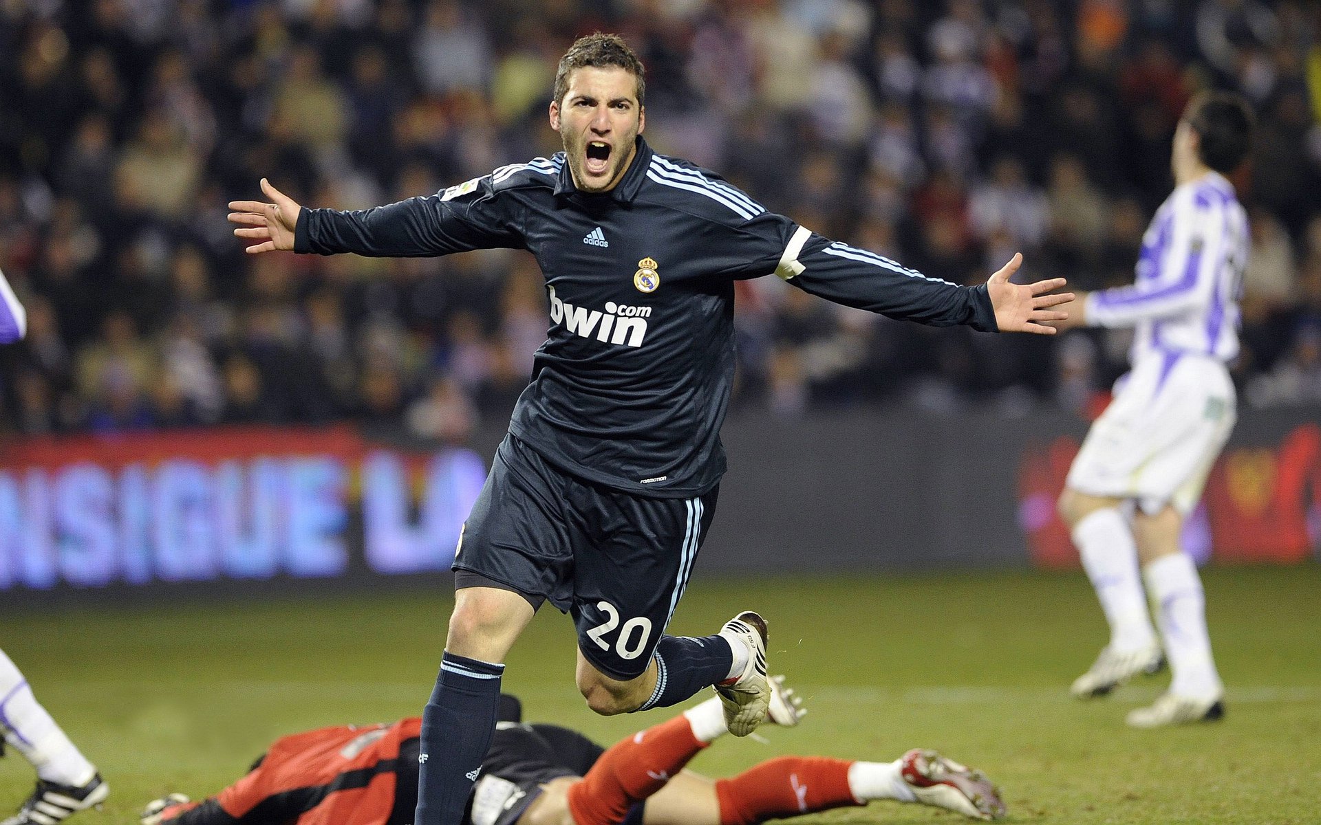 【明星见面会】粉丝与球员的零距离互动,明星见面会现场